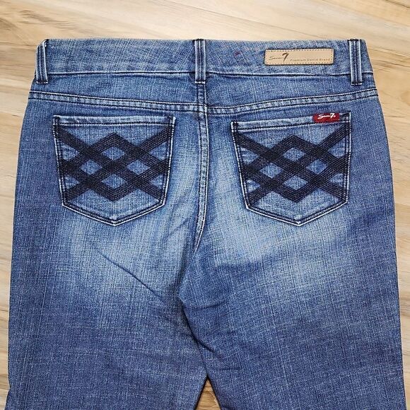 🔸️HOST PICK Anthro Seven7 Blue Decorative Back Pockets Jeans Size 6/28 - Picture 6 of 13